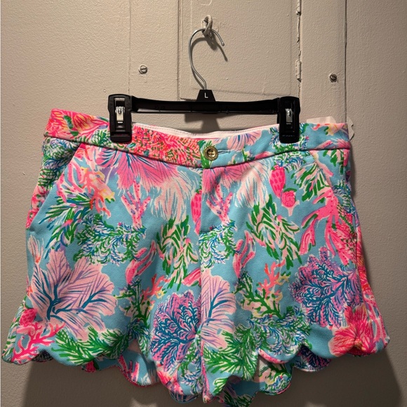 Lily Pulitzer Women's Shorts size 6 - Picture 1 of 3